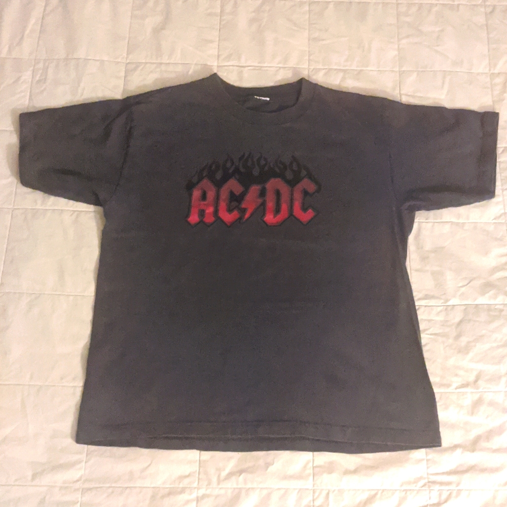 AC/DC shirt - Picture 3 of 3